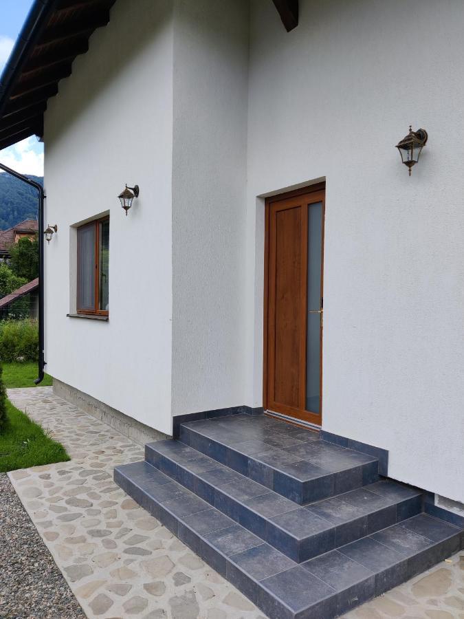 Ara Chalet Μπραν Εξωτερικό φωτογραφία
